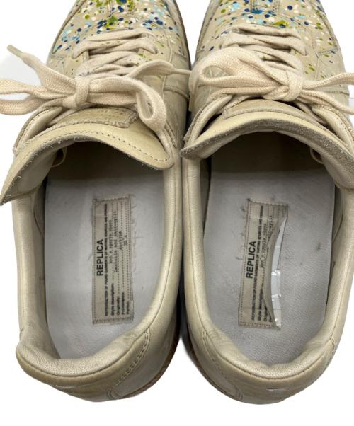 Maison Margiela（メゾンマルジェラ）Maison Margiela (メゾンマルジェラ) レプリカペイントジャーマントレーナー ベージュ サイズ:43の古着・服飾アイテム