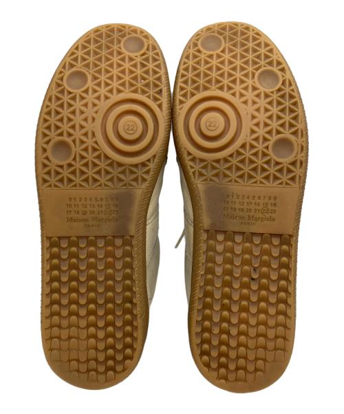Maison Margiela（メゾンマルジェラ）Maison Margiela (メゾンマルジェラ) レプリカペイントジャーマントレーナー ベージュ サイズ:43の古着・服飾アイテム