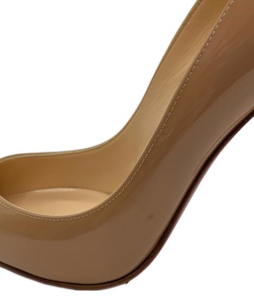 Christian Louboutin（クリスチャン・ルブタン）Christian Louboutin (クリスチャン・ルブタン) ヒールパンプス ベージュ サイズ:37の古着・服飾アイテム