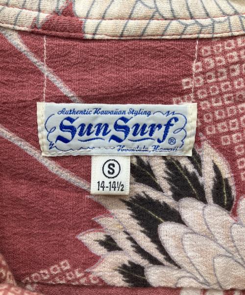Sun Surf（サンサーフ）Sun Surf (サンサーフ) アロハシャツ レッド サイズ:Sの古着・服飾アイテム