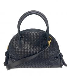 BOTTEGA VENETA（ボッテガベネタ）の古着「イントレチャート　タッセル付き2way　バッグ」｜ブラック