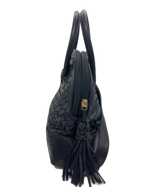 BOTTEGA VENETA（ボッテガベネタ）BOTTEGA VENETA (ボッテガベネタ) イントレチャート　タッセル付き2way　バッグ ブラックの古着・服飾アイテム