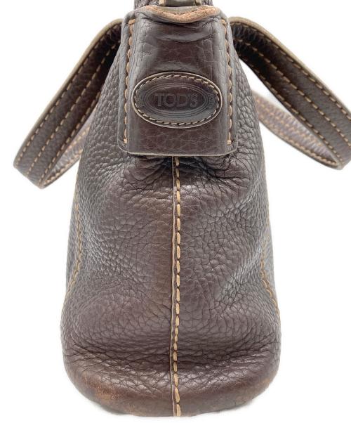 TOD'S（トッズ）TOD'S (トッズ) レザーショルダーバッグ ブラウンの古着・服飾アイテム