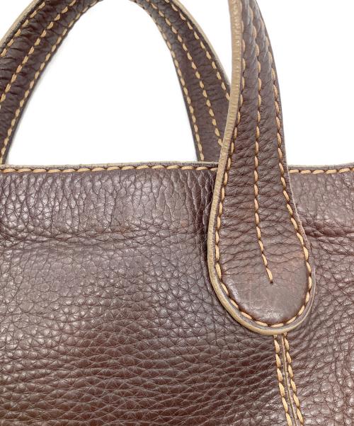 TOD'S（トッズ）TOD'S (トッズ) レザーショルダーバッグ ブラウンの古着・服飾アイテム