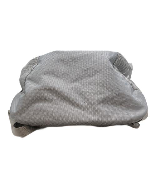 THE NORTH FACE（ザ ノース フェイス）THE NORTH FACE (ザ ノース フェイス) PIVOTER　バックパック グレーの古着・服飾アイテム