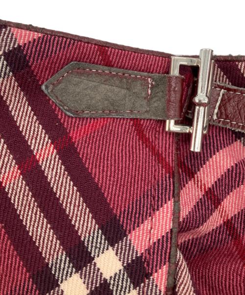 BURBERRY BLUE LABEL（バーバリー ブルー レーベル）BURBERRY BLUE LABEL (バーバリー ブルー レーベル) ノヴァチェックスカート レッド サイズ:36の古着・服飾アイテム