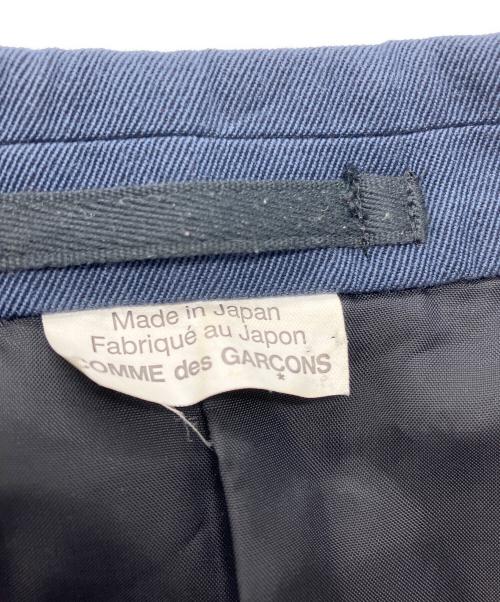 COMME des GARCONS HOMME PLUS（コムデギャルソンオムプリュス）COMME des GARCONS HOMME PLUS (コムデギャルソンオムプリュス) 14AW 金釦ダブルブレストメッセージジャケット ネイビー サイズ:Mの古着・服飾アイテム