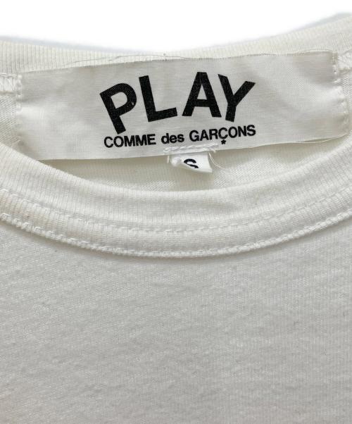 PLAY COMME des GARCONS（プレイコムデギャルソン）PLAY COMME des GARCONS (プレイコムデギャルソン) Tシャツ ホワイト サイズ:Sの古着・服飾アイテム