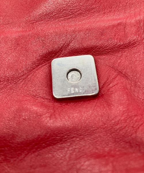 FENDI（フェンディ）FENDI (フェンディ) ショルダーバッグ レッドの古着・服飾アイテム