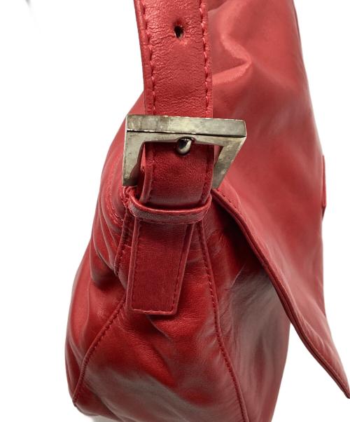 FENDI（フェンディ）FENDI (フェンディ) ショルダーバッグ レッドの古着・服飾アイテム