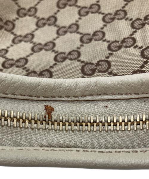 GUCCI（グッチ）GUCCI (グッチ) アビーGGキャンバスワンショルダーバッグ ベージュ×ホワイトの古着・服飾アイテム