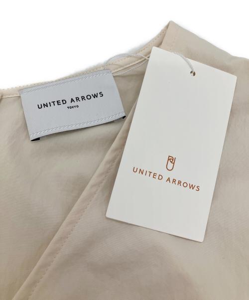 UNITED ARROWS（ユナイテッドアローズ）UNITED ARROWS (ユナイテッドアローズ) N パフスリーブ Ｖネック ワンピース アイボリー サイズ:Mの古着・服飾アイテム