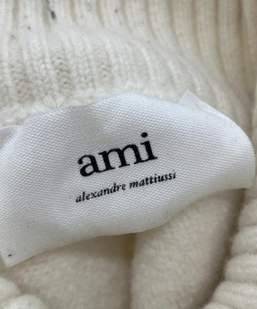 AMI Alexandre Mattiussi（アミアレクサンドルマテュッシ）AMI Alexandre Mattiussi (アミアレクサンドルマテュッシ) タートルネック ニット ハートロゴ ホワイト サイズ:Lの古着・服飾アイテム