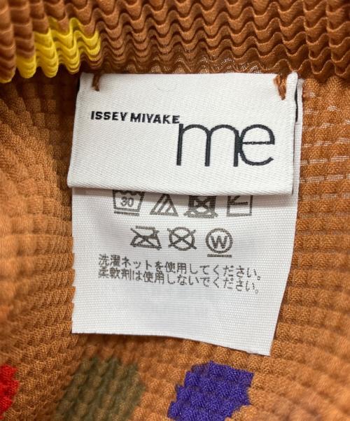 me ISSEY MIYAKE（ミーイッセイ ミヤケ）me ISSEY MIYAKE (ミーイッセイ ミヤケ) カラフルドットプリーツカットソー ブラウン サイズ:表記なしの古着・服飾アイテム
