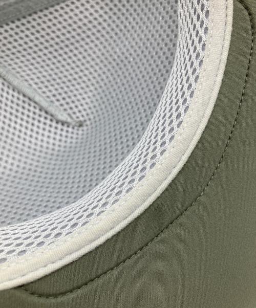 ARC'TERYX（アークテリクス）ARC'TERYX (アークテリクス) LOGO TRUCKER FLAT CAP グレー サイズ:Freeの古着・服飾アイテム