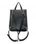 CHARLES & KEITH (チャールズアンドキース) フロントスラップストラクチャーバックパック ブラック：5000円