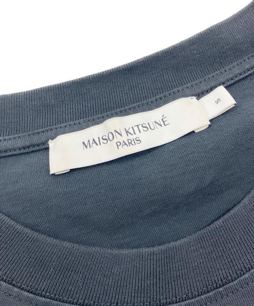maison kitsune（メゾンキツネ）MAISON KITSUNE (メゾンキツネ) ダブルフォックスヘッド パッチ クラシック Tシャツ グレー サイズ:Sの古着・服飾アイテム