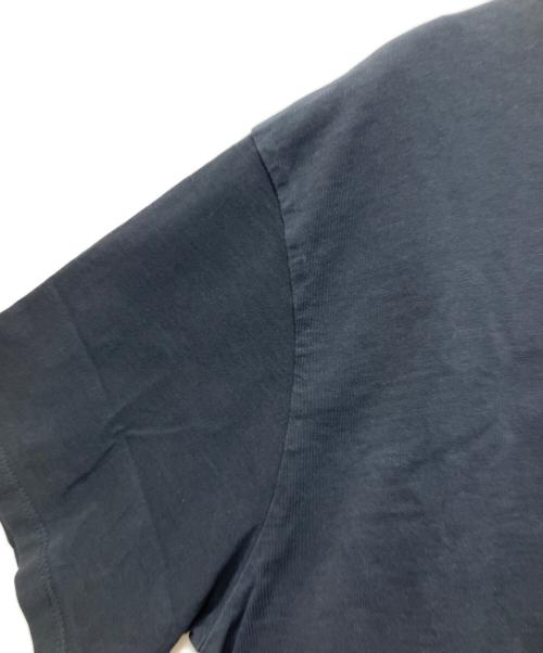 maison kitsune（メゾンキツネ）MAISON KITSUNE (メゾンキツネ) ダブルフォックスヘッド パッチ クラシック Tシャツ グレー サイズ:Sの古着・服飾アイテム