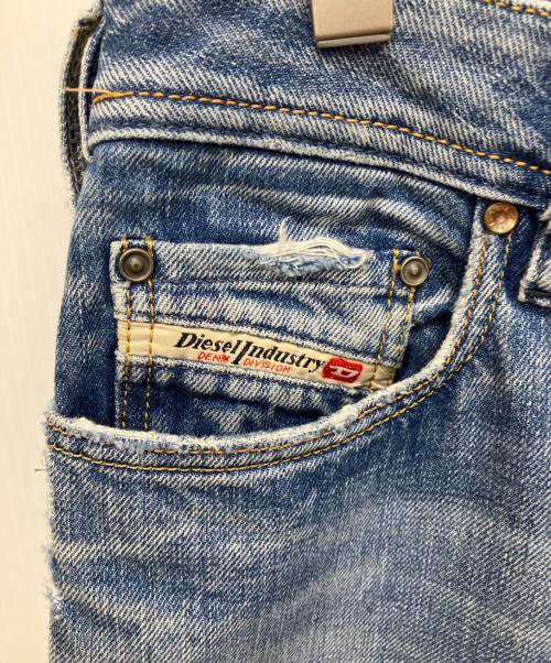 DIESEL（ディーゼル）DIESEL (ディーゼル) デニムパンツ インディゴ サイズ:W28 L32の古着・服飾アイテム