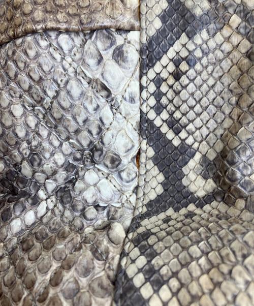 JIMMY CHOO（ジミーチュウ）JIMMY CHOO (ジミーチュウ) パイソンレザーバッグ ブラウンの古着・服飾アイテム