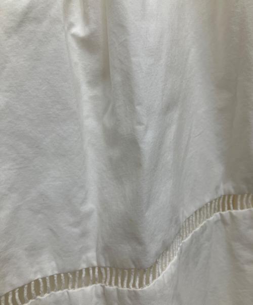 BRUNELLO CUCINELLI（ブルネロクチネリ）BRUNELLO CUCINELLI (ブルネロクチネリ) はしごレーススカート ホワイト サイズ:42の古着・服飾アイテム