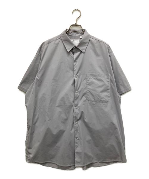 PAPERSKY（ペーパースカイ）PAPERSKY (ペーパースカイ) HIKE&BIKE CAVE BIG HALF SHIRT グレー サイズ:Mの古着・服飾アイテム