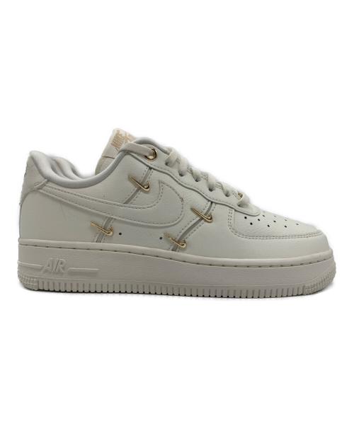 NIKE（ナイキ）NIKE (ナイキ) エアフォース1 '07 LX ホワイト サイズ:23.0cmの古着・服飾アイテム
