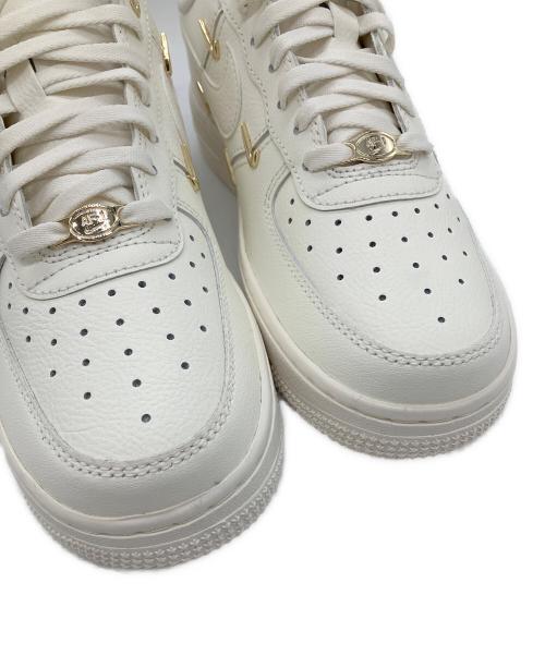 NIKE（ナイキ）NIKE (ナイキ) エアフォース1 '07 LX ホワイト サイズ:23.0cmの古着・服飾アイテム