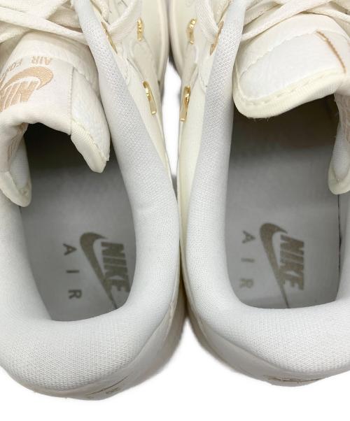 NIKE（ナイキ）NIKE (ナイキ) エアフォース1 '07 LX ホワイト サイズ:23.0cmの古着・服飾アイテム