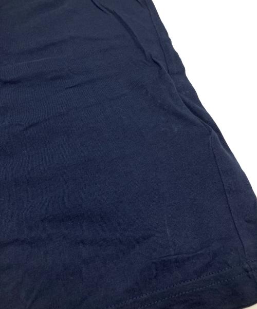 PRADA（プラダ）PRADA (プラダ) バックトライアングルロゴVネックTシャツ ネイビー サイズ:Lの古着・服飾アイテム