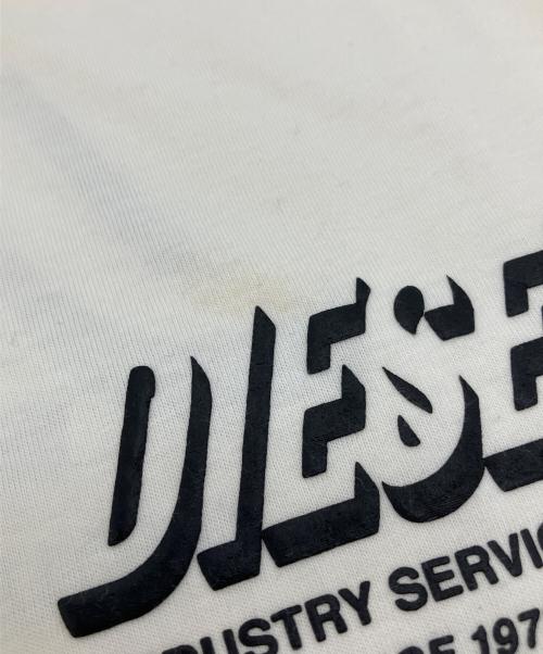 DIESEL（ディーゼル）DIESEL (ディーゼル) Tシャツ ベージュ サイズ:Lの古着・服飾アイテム