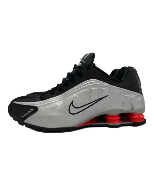 NIKE（ナイキ）NIKE (ナイキ) SHOX R4 METALLIC SILVER/METALLIC SILVER-BLACK ブラック×シルバー サイズ:28.0cmの古着・服飾アイテム