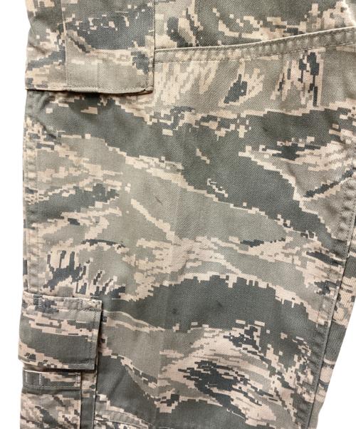 DSCP（ディーエスシーピー）DSCP (ディーエスシーピー) US AIR FORCE デジタルタイガーカモ オリーブ サイズ:32Rの古着・服飾アイテム
