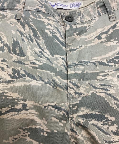 DSCP（ディーエスシーピー）DSCP (ディーエスシーピー) US AIR FORCE デジタルタイガーカモ オリーブ サイズ:32Rの古着・服飾アイテム
