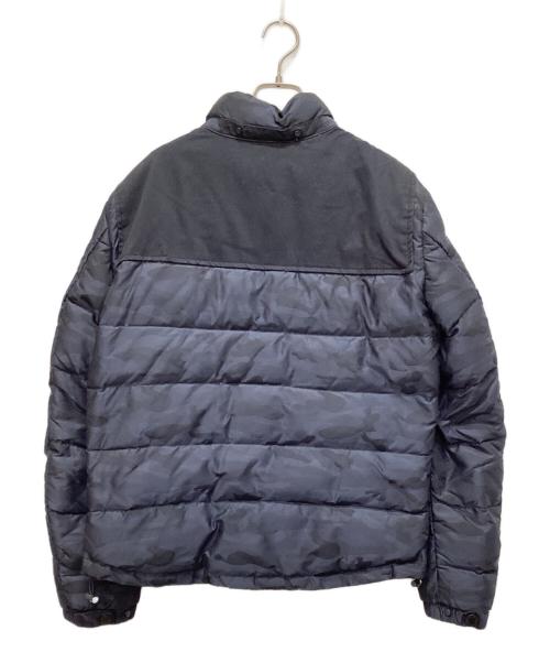 EMPORIO ARMANI JEANS（エンポリオアルマーニジーンズ）EMPORIO ARMANI JEANS (エンポリオアルマーニジーンズ) ダウンジャケット ネイビー サイズ:Lの古着・服飾アイテム