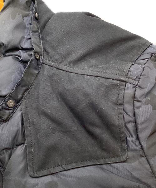EMPORIO ARMANI JEANS（エンポリオアルマーニジーンズ）EMPORIO ARMANI JEANS (エンポリオアルマーニジーンズ) ダウンジャケット ネイビー サイズ:Lの古着・服飾アイテム