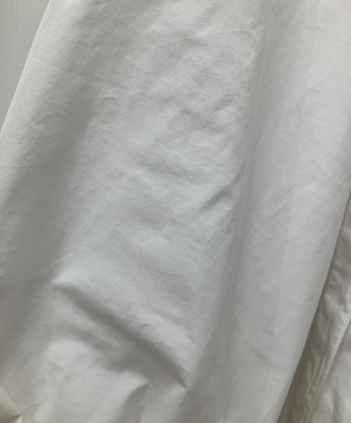 patou（パトゥ）Patou (パトゥ) Volume ラッフル ミニドレス ホワイト サイズ:36の古着・服飾アイテム