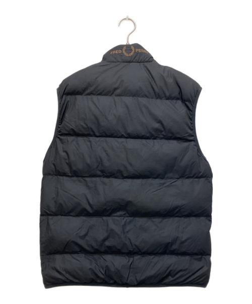 FRED PERRY（フレッドペリー）FRED PERRY (フレッドペリー) Insulated Gilet ブラック サイズ:Mの古着・服飾アイテム