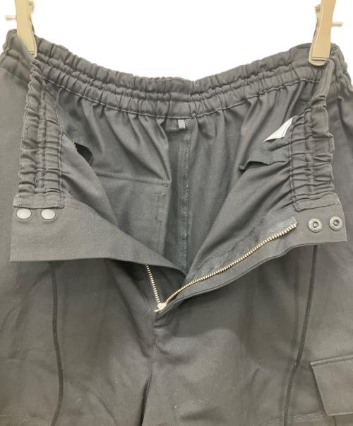 Y-3（ワイスリー）Y-3 (ワイスリー) CLASSIC REFINED WOOL STRETCH CARGO SHORTS ブラック サイズ:Mの古着・服飾アイテム