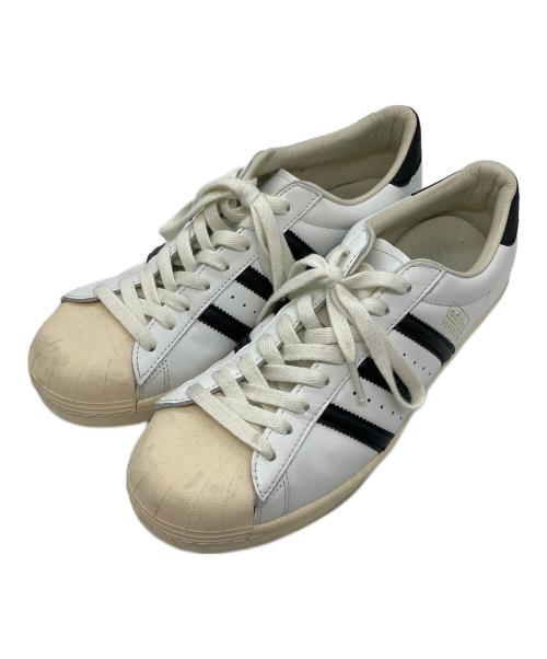 adidas（アディダス）adidas (アディダス) スニーカー ホワイト サイズ:27.5cmの古着・服飾アイテム