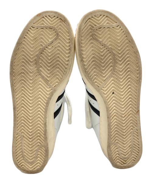 adidas（アディダス）adidas (アディダス) スニーカー ホワイト サイズ:27.5cmの古着・服飾アイテム