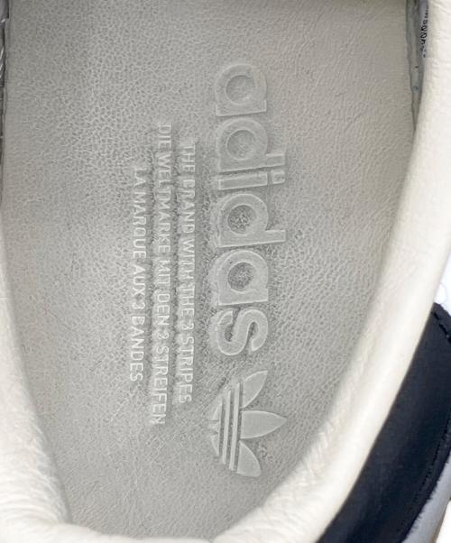 adidas（アディダス）adidas (アディダス) スニーカー ホワイト サイズ:27.5cmの古着・服飾アイテム