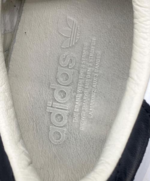 adidas（アディダス）adidas (アディダス) スニーカー ホワイト サイズ:27.5cmの古着・服飾アイテム
