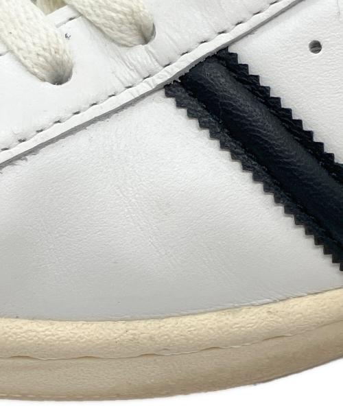adidas（アディダス）adidas (アディダス) スニーカー ホワイト サイズ:27.5cmの古着・服飾アイテム