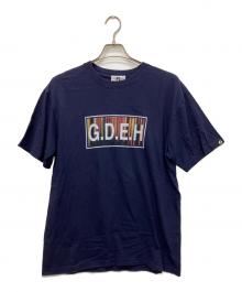 GOODENOUGH（）の古着「ロゴプリントTシャツ」｜ネイビー