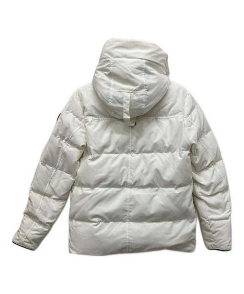CANADA GOOSE（カナダグース）CANADA GOOSE (カナダグース) Wyndham Parka ホワイト サイズ:Sの古着・服飾アイテム