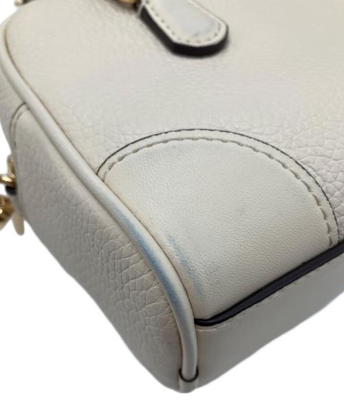 MICHAEL KORS（マイケルコース）MICHAEL KORS (マイケルコース) THOMPSON サッチェル エクストラスモール ホワイトの古着・服飾アイテム