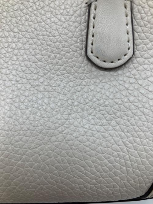 MICHAEL KORS（マイケルコース）MICHAEL KORS (マイケルコース) THOMPSON サッチェル エクストラスモール ホワイトの古着・服飾アイテム