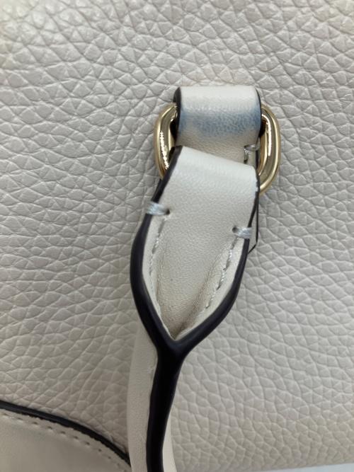 MICHAEL KORS（マイケルコース）MICHAEL KORS (マイケルコース) THOMPSON サッチェル エクストラスモール ホワイトの古着・服飾アイテム