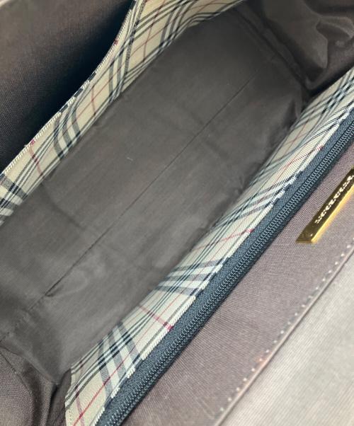 BURBERRY（バーバリー）BURBERRY (バーバリー) 裏地ノバチェックハンドバッグ ブラックの古着・服飾アイテム